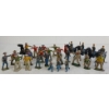 Image 2 : LOT OF 27 - BRITAINS LTD. LEAD FIGURES - INCL CAVALRY, COWBOYS, HORSES, ETC