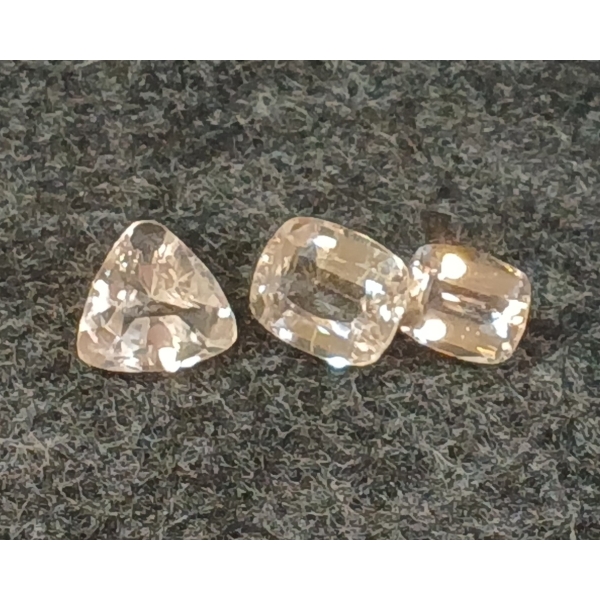 LOT OF 3 - NATURAL PREMIUM MORGANITE - MIXED CUT (CUSHION / TRILLIANT PARCEL)