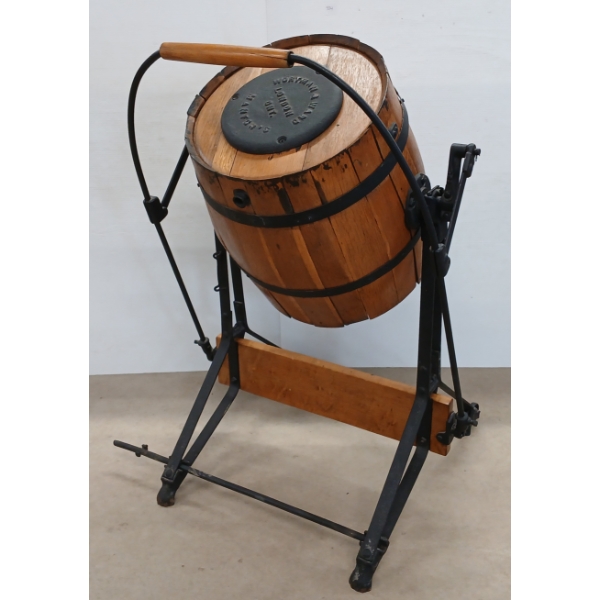 WORTMAN & WARD LONDON ONT. BARREL BUTTER CHURN