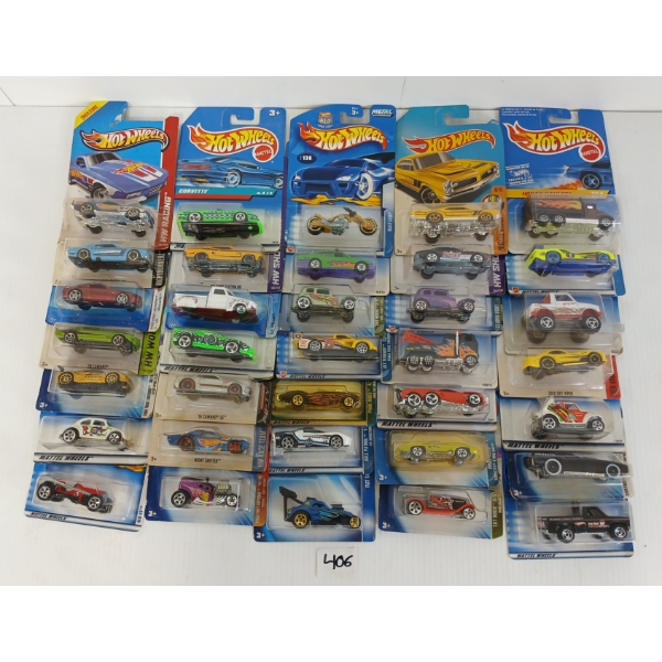LOT OF 35 - HOT WHEELS - INCL RAMBLIN' WRECKER, TAT RIDES, BAJA BUG, ETC