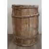 Image 3 : PRIMITIVE WOOD BANDED BARREL