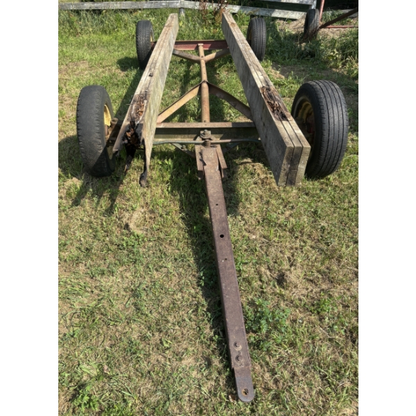 WAGON FRAME WITH BEAMS