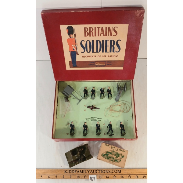 LOT OF 2 - BRITAINS SOLDIERS LEAD FIGURES - NO. 79 LANDING PARTY W/ GUN & 1876 BREN GUN CARRIER