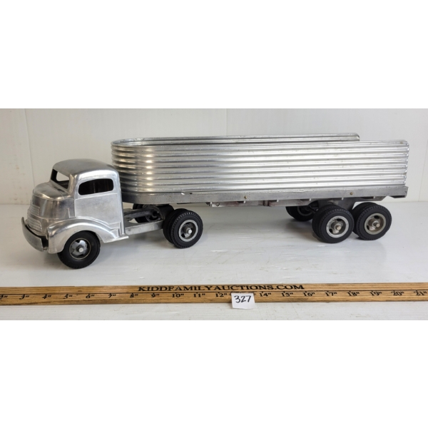 1950'S SMITH MILLER GMC SILVER STREAK TRUCK & TRAILER