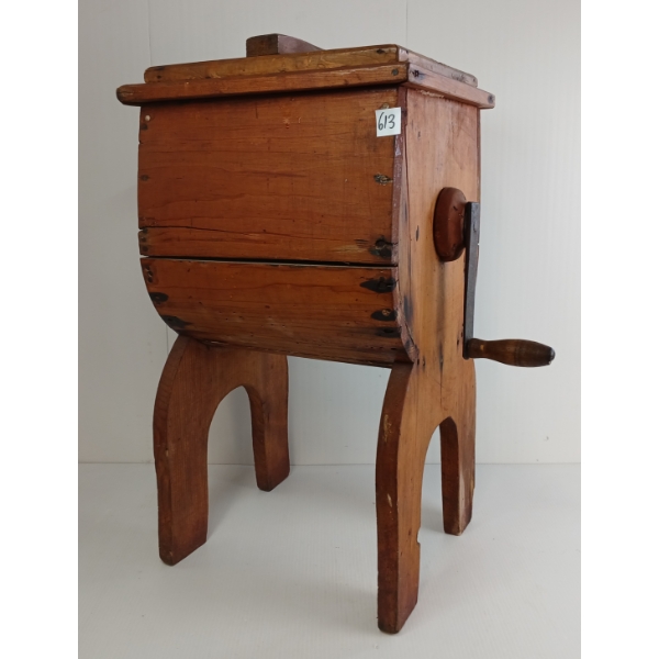 HAND CRANK BUTTER CHURN
