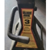 Image 2 : LOT OF 2 - BLACK JACK 3TON CAR JACKS