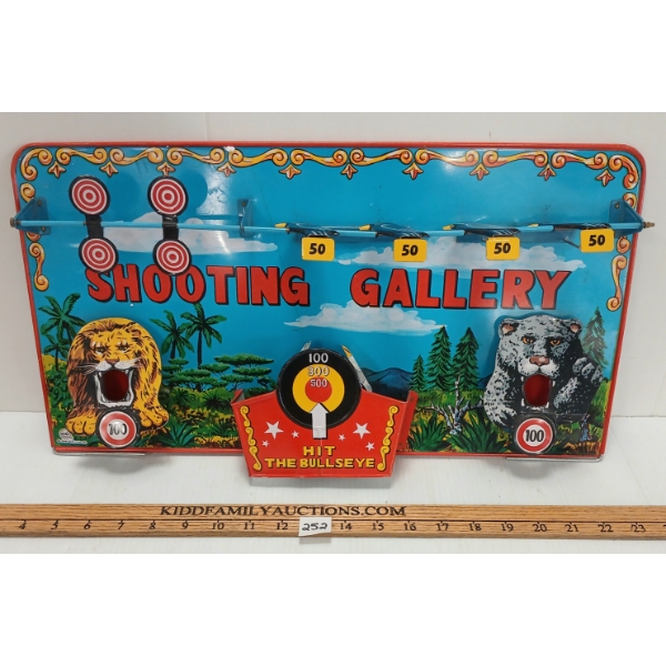 MARX TOYS TIN LITHO MECH SHOOTING GALLERY
