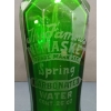 Image 4 : THE FAMOUS NEMASKET CARB. WATER - EMERALD GREEN ACID-ETCHED TAHITI / POTELLO - 26OZ SELTZER BOTTLE