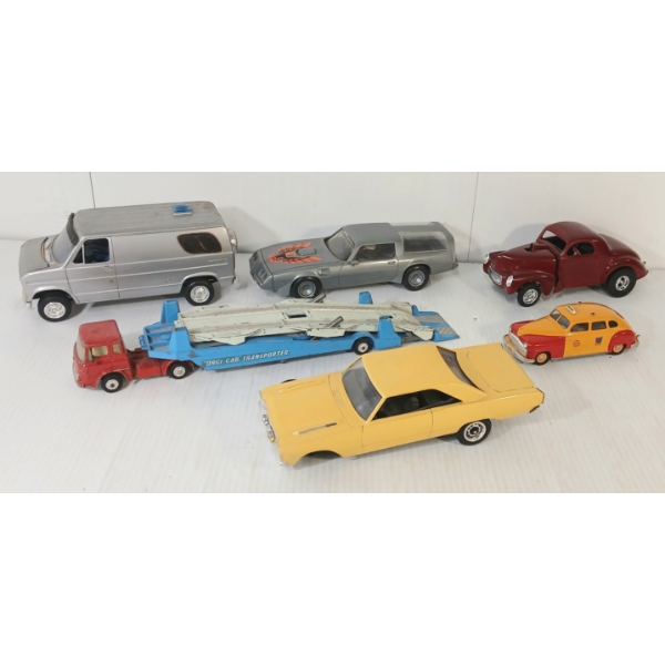 LOT OF 6 - MISC VEHICLES INCL CORGI CAR TRANSPORTER