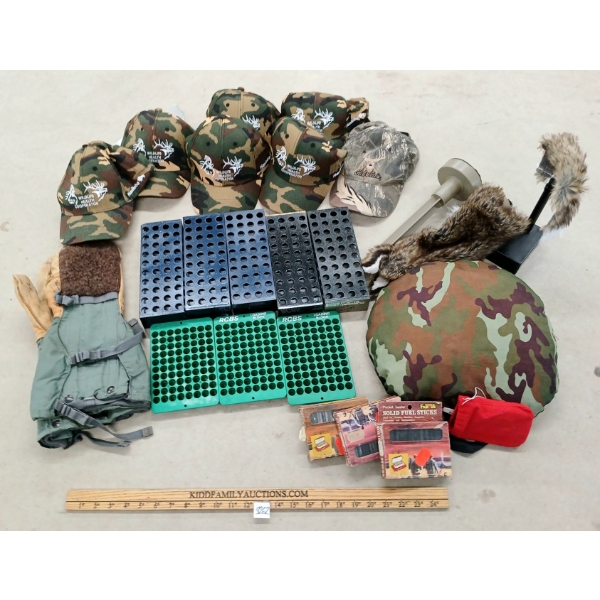 JOB LOT - SMALL ANIMAL BAT OP DECOYS, RELOAD TRAYS, CAMO HATS, POCKET FUEL, HAND WARMER, ETC