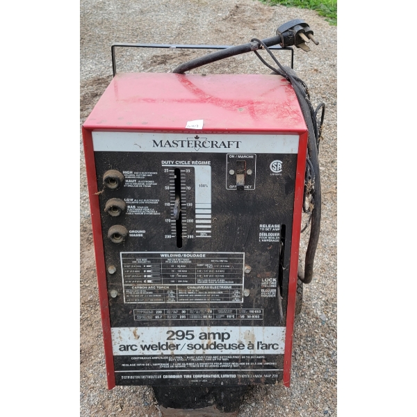 MASTERCRAFT 295 AMP ARC WELDER