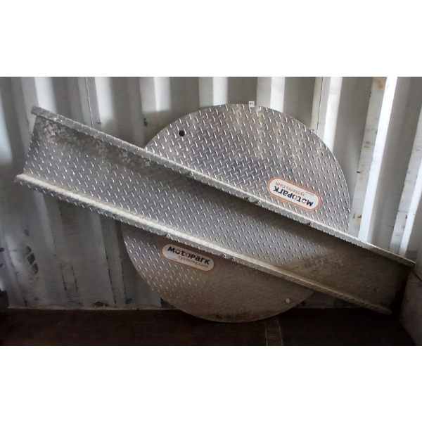 MOTOPARK MOTORCYCLE PLATFORM