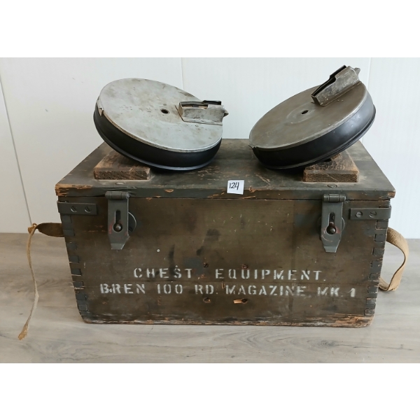 BREN GUN DRUM MAG CHEST - INCLUDES 2 MAGS, REST, ETC