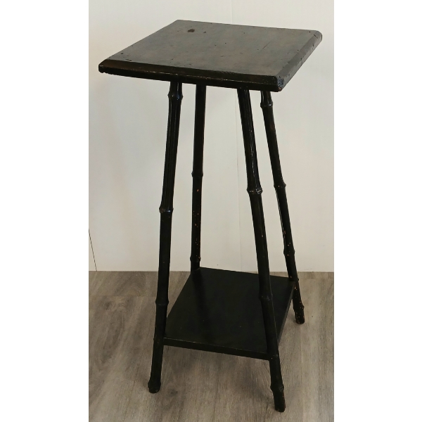 TORTOISE BAMBOO PLANT STAND