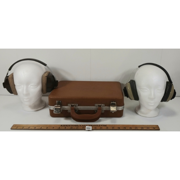 LOT OF 3 - GUN GUARD HANDGUN CASE & PROTECTIVE EARMUFFS