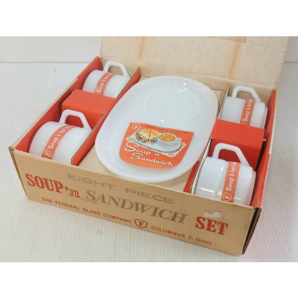 FEDERAL MILK GLASS SOUP 'N SANDWICH SET - AS NEW