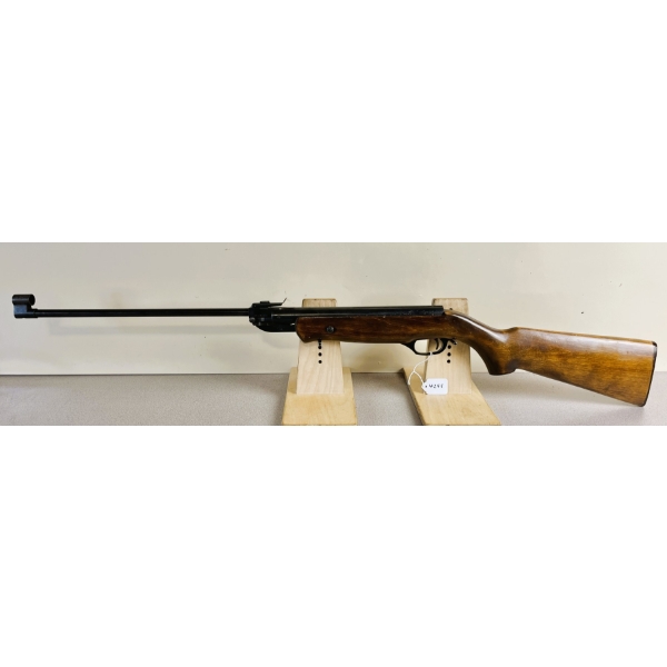 UNKNOWN RUSSIAN AIR RIFLE IN .177 PELLET - NO PAL REQUIRED 