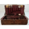 Image 2 : GENTLEMAN'S TRAVEL BAG - CROCODILIAN BELLY LEATHER W/ CONTENTS - EARLY 20TH CENTURY