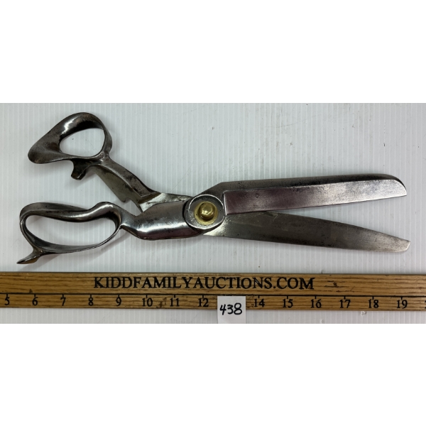 GERMAN/ENGLISH (?) STEEL / BRASS 15 IN TAILOR'S SHEARS