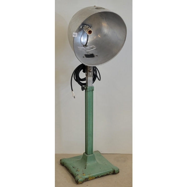 THOR HURLEY MACHINE CO. SUN LAMP