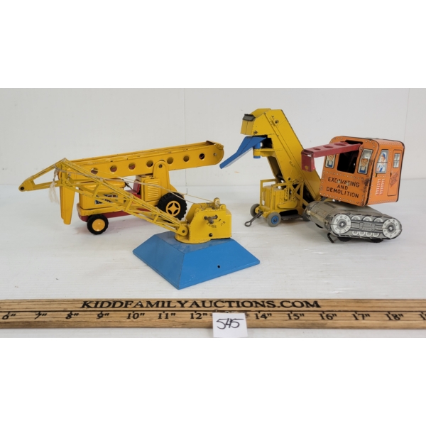 LOT OF 4 - DINKY TOYS & MARX DIECAST & TIN CRANES - INCL FRICTION