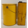 Image 2 : LOT OF 2 - SHELL WHITE PETROLATUM & MOTOR OIL CANS - GAL & 5 KG
