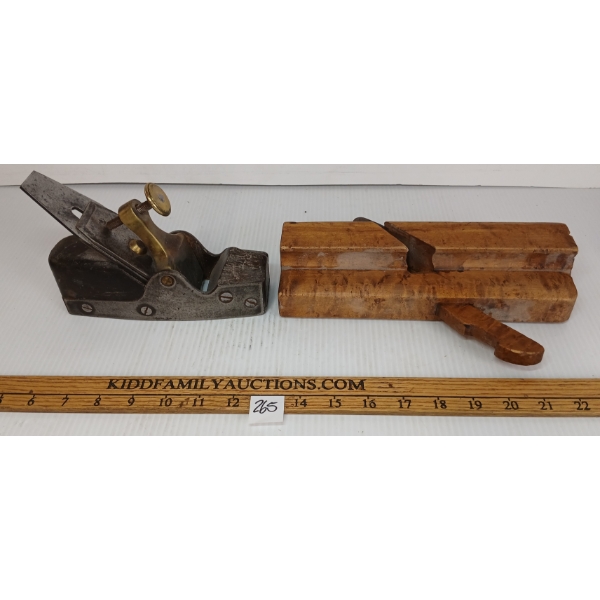 LOT OF 2 - E&H SHORBY & UNKNOWN WOOD PLANES