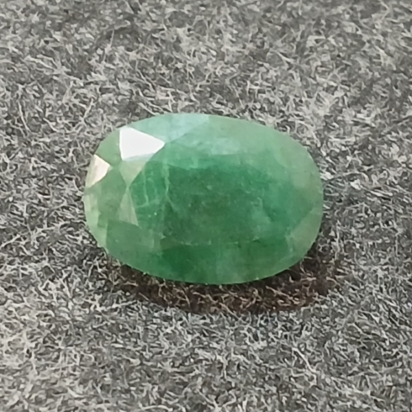 NATURAL ZAMBIAN EMERALD - OVAL CUT