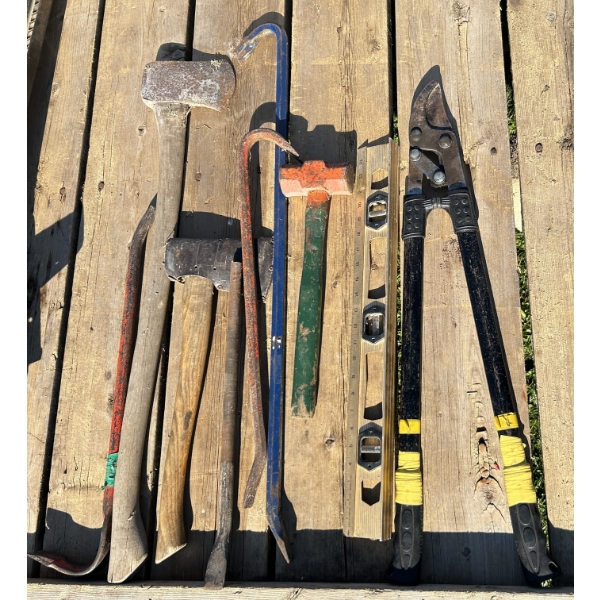 LOT OF 9 - WIRE CUTTER, AXE, SLEDGE, ETC