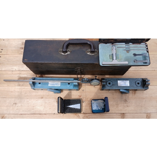 LOT OF 4 - MAGNETIC PACKING GUAGE, MIKEMASTER 1IN. MICROMETER & M&W MICROMETER