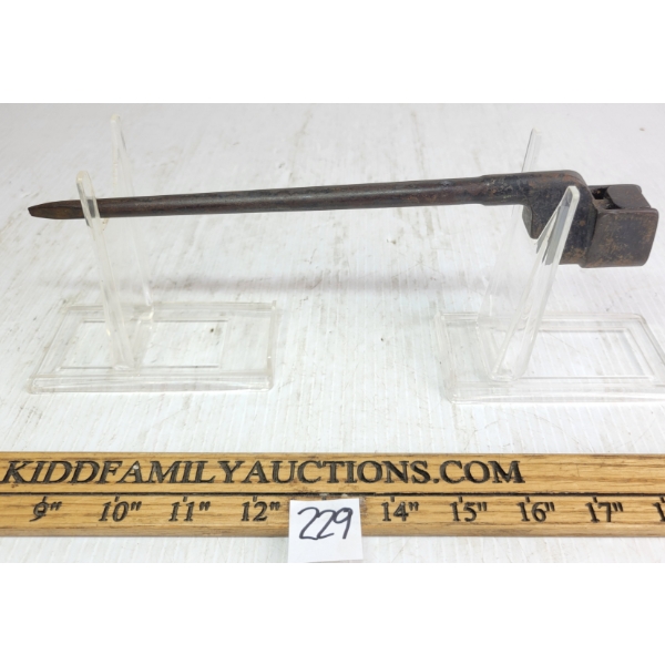 LEE-ENFIELD NO. 4 MK II SPIKE BAYONET