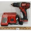 Image 2 : LOT OF 2 - MILWAUKEE CHARGER & DRILL / DRIVER