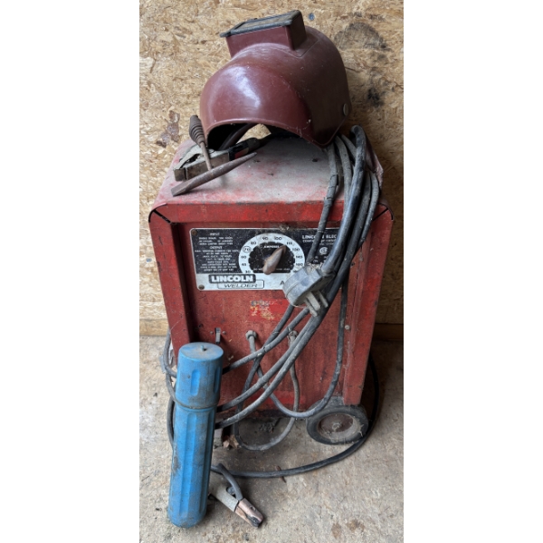 LINCOLN 180S ARC WELDER 