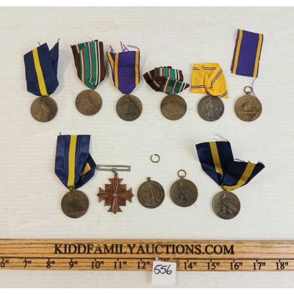 LOT OF 11 - WWII US MEDALS - REPROS