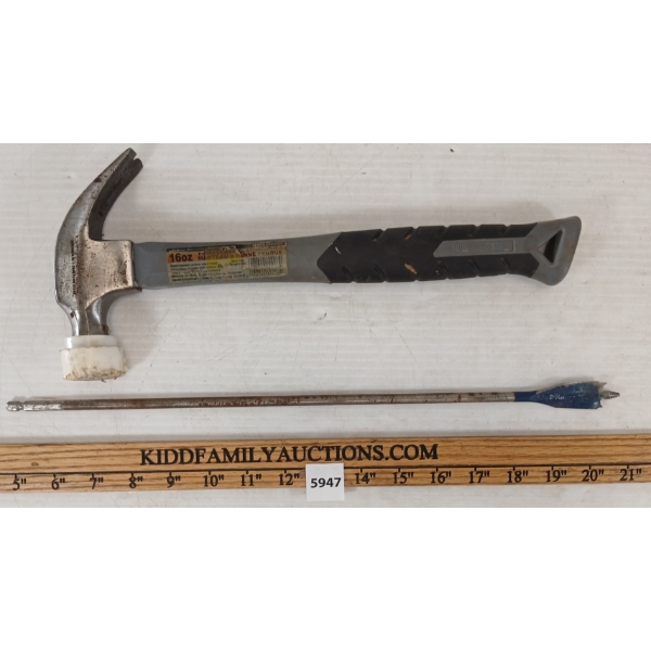 LOT OF 2 - DIAMOND STRIKE HAMMER & 3/4 IN WOOD BIT