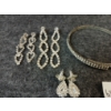 Image 2 : LOT OF 9 - RHINESTONE EARRINGS & HEADBAND(?)