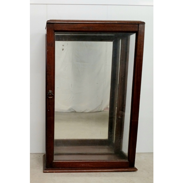 MIRROR BACKED DISPLAY CASE
