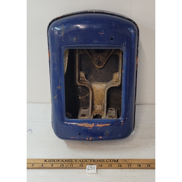 AIR PUMP HOUSING 