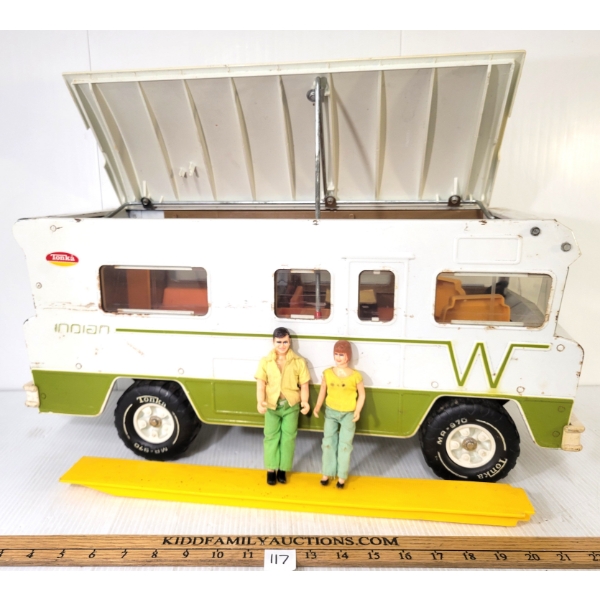TONKA PRESSED STEEL WINNEBAGO RV - INCL 2 PPL