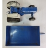 Image 4 : ERTL CO. PRESSED STEEL FORD 8600 TRACTOR & THE BIG BLUE TRAILER