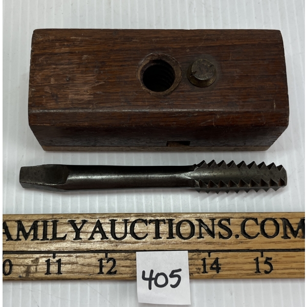 ENGLISH VICTORIAN STEEL / BEECH SCREW BOX & TAP 