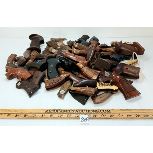 JOB LOT - HAND GUN GRIPS