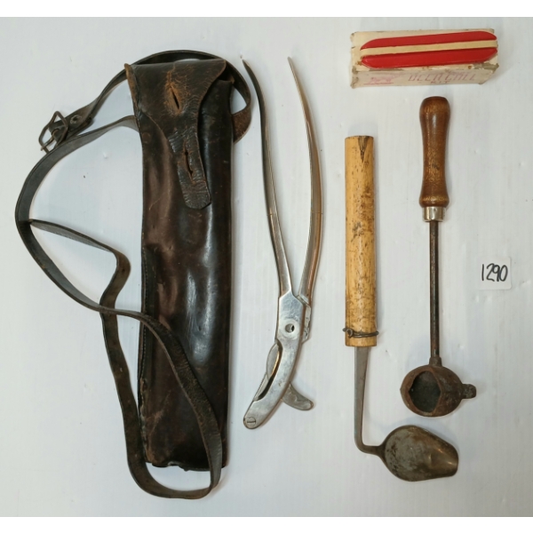 LOT OF 4 - VINTAGE RELOADING TOOLS & SPORT LORE DEER CALL KIT