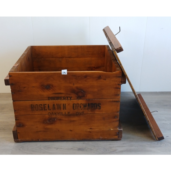 ROSELAWN ORCHARDS CRATE