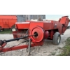 Image 4 : MF 228 SQUARE BALER W/ 212 BELT THROWER