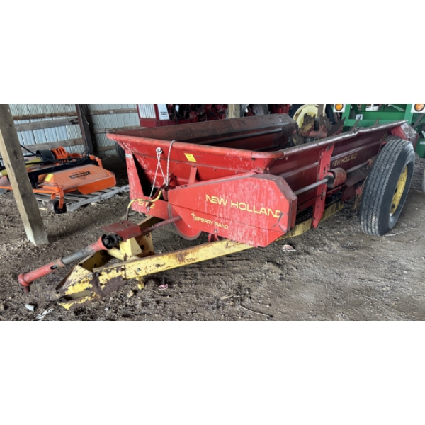 NEW HOLLAND MODEL 512 MANURE SPREADER
