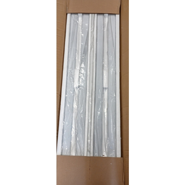 TOWER GARDEN LED GROW LIGHT KIT - NEW IN BOX