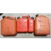 Image 2 : LOT OF 3 - FUEL CANS - INCL 5 & 10 L