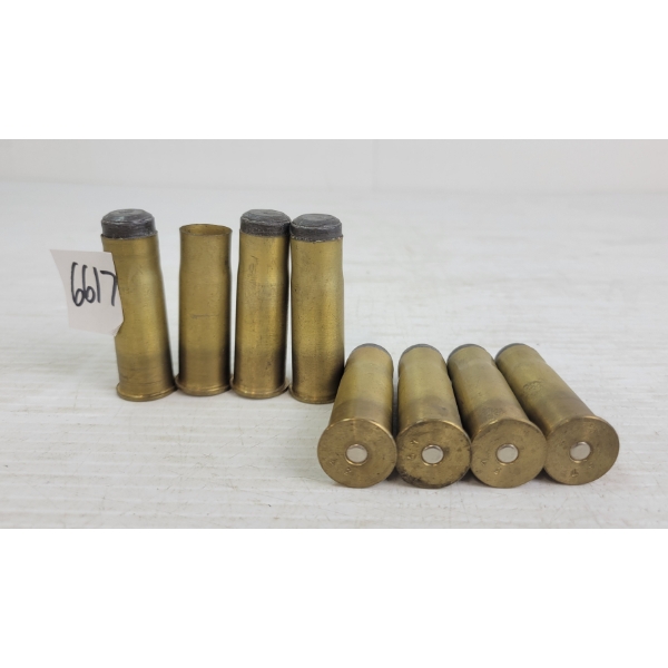 AMMO / BRASS: 8X MILITARY ISSUED 57(?)CAL - 1X BRASS