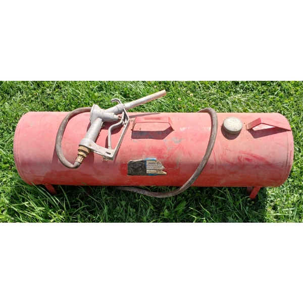 GAS TANK W/ NOZZLE